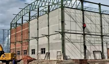 Kadispora Buton Apresiasi Pembangunan GOR Berjalan Cukup Baik