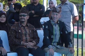 HUT ke-62 Sultra: Pemkab Buton Tampilkan Fragmen Perjuangan Oputa Yi Koo dalam Karnaval Budaya