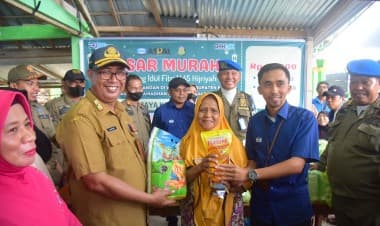 Dinas Perdagangan dan Tim TPID Kabupaten Buton Gelar Pasar Murah di Baruga Pasarwajo