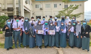 Peduli Balita Penderita Gizi Buruk, PMR dan OSIS SMA Negeri 1 Pasarwajo Galang Dana