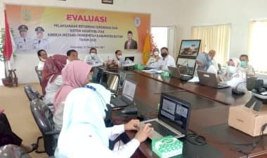 Sembilan OPD lingkup Pemkab Buton Evaluasi SAKIP dan Reformasi Birokrasi Secara Virtual