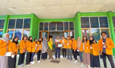 Mahasiswa KKN UHO Sosialisasi Literasi Digital Tingkat Pelajar