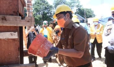 Restu La Bakry untuk Pembangunan Kampus Unidayan di Buton