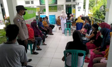 Patut Dicontoh! Masyarakat Desa Koholimombono Padati Puskesmas Wabula untuk Divaksin