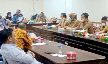 Polemik Gaji Honorer, Ketua DPRD Buton Minta BPKAD Monitoring Semua OPD