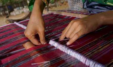 Tingkatkan Perekonomian Masyarakat, Pemdes Wabula Bakal Menggelar Pelatihan Tenun Menggunakan Mesin