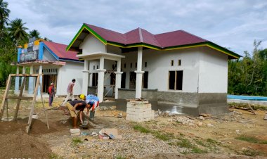 Pembangunan Polindes dan Rehabilitasi Posyandu Desa Kabawakole Hampir Rampung