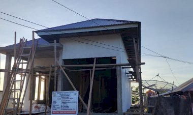 Pembangunan Gedung Bumdes di Desa Holimombo Hampir Rampung