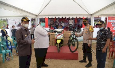 Gubernur Sultra Tinjau Vaksinasi Massal dan Kesiapan Pemkab Buton Tuan Rumah Porprov 2022