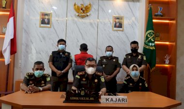 Kejari Buton Tahan Mantan Kades Holimombo Jaya Diduga Korupsi Dana Desa