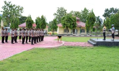 Pimpin Upacara Sertijab, Kapolres Buton Minta Semoga Amanah dan Cepat Beradaptasi