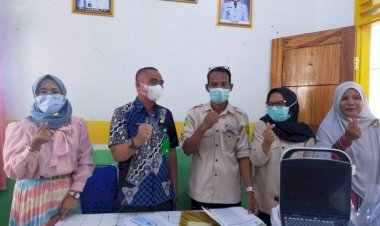 Dinas Kesehatan Kabupaten Buton Serahkan Bantuan Alat USG di Empat Puskesmas