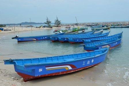 perahu nelayan fiberglass