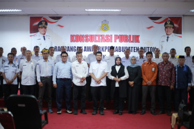 Bupati Buton Buka Konsultasi Publik RKPD 2027, Tegaskan Penguatan SDM Jadi Prioritas